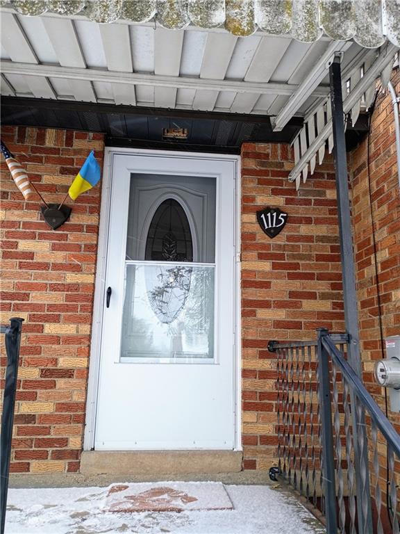 1115 Cascade Drive Homestead, PA 15120 - Photo 3 of 32 Main entrance