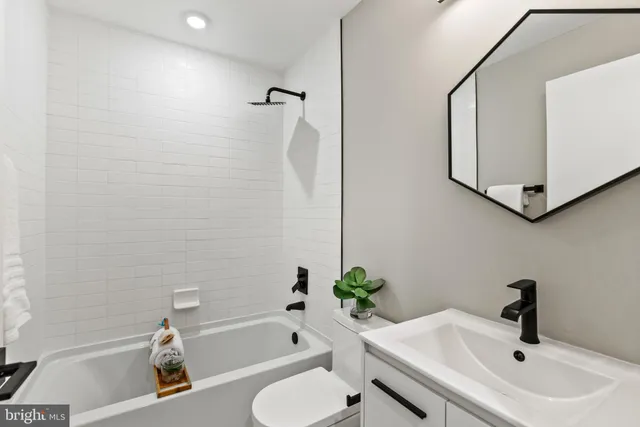 $615,000 | 26 Todd Place Northeast, Unit 1, Washington, DC 20002