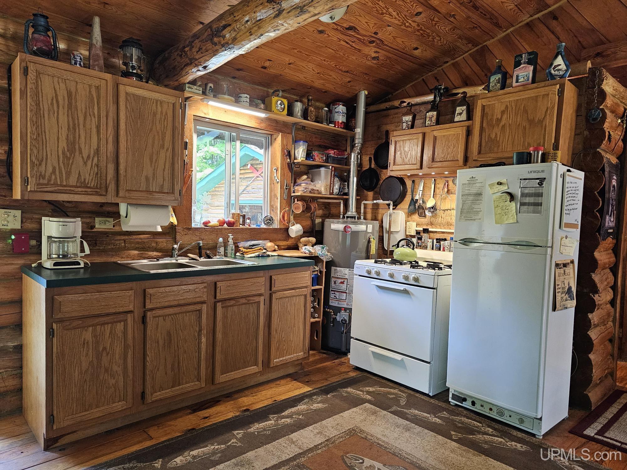 5368 Camp 23 Road Germfask, MI 49836 - Photo 12 of 61 Gallery Image 12