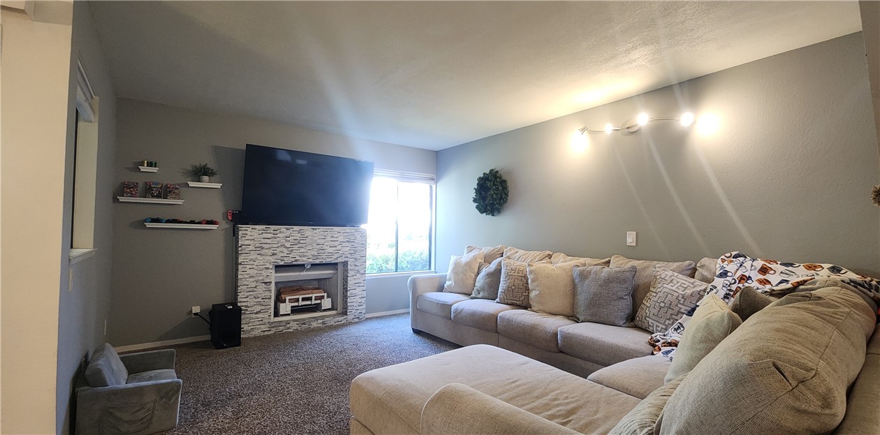 1127 Bell Avenue Lompoc, CA 93436 - Photo 7 of 34