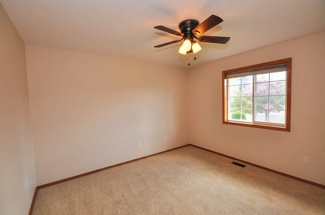 9606 North Ridgecrest Drive Spokane, WA 99208 - Photo 11 of 20 Gallery Image 11