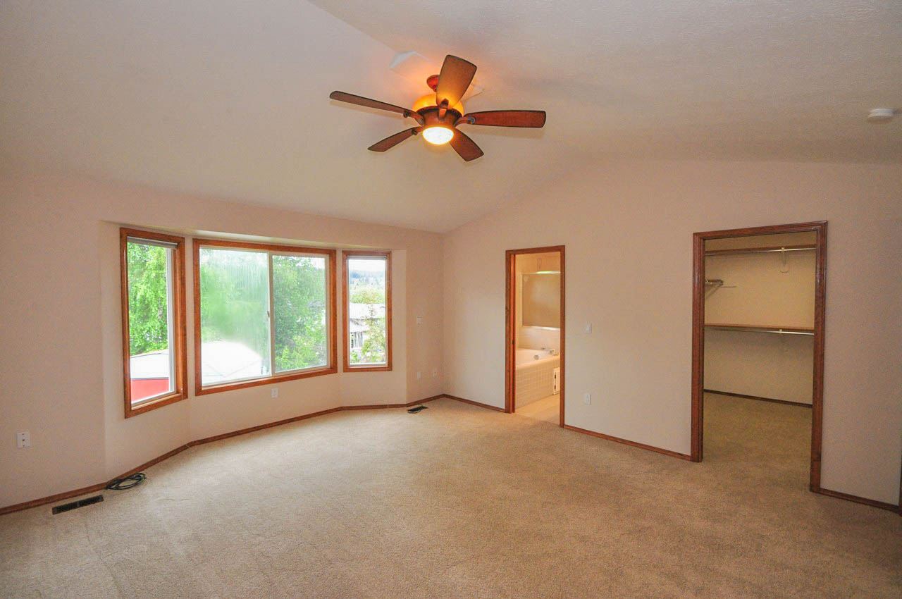 9606 North Ridgecrest Drive Spokane, WA 99208 - Photo 8 of 20 Gallery Image 8