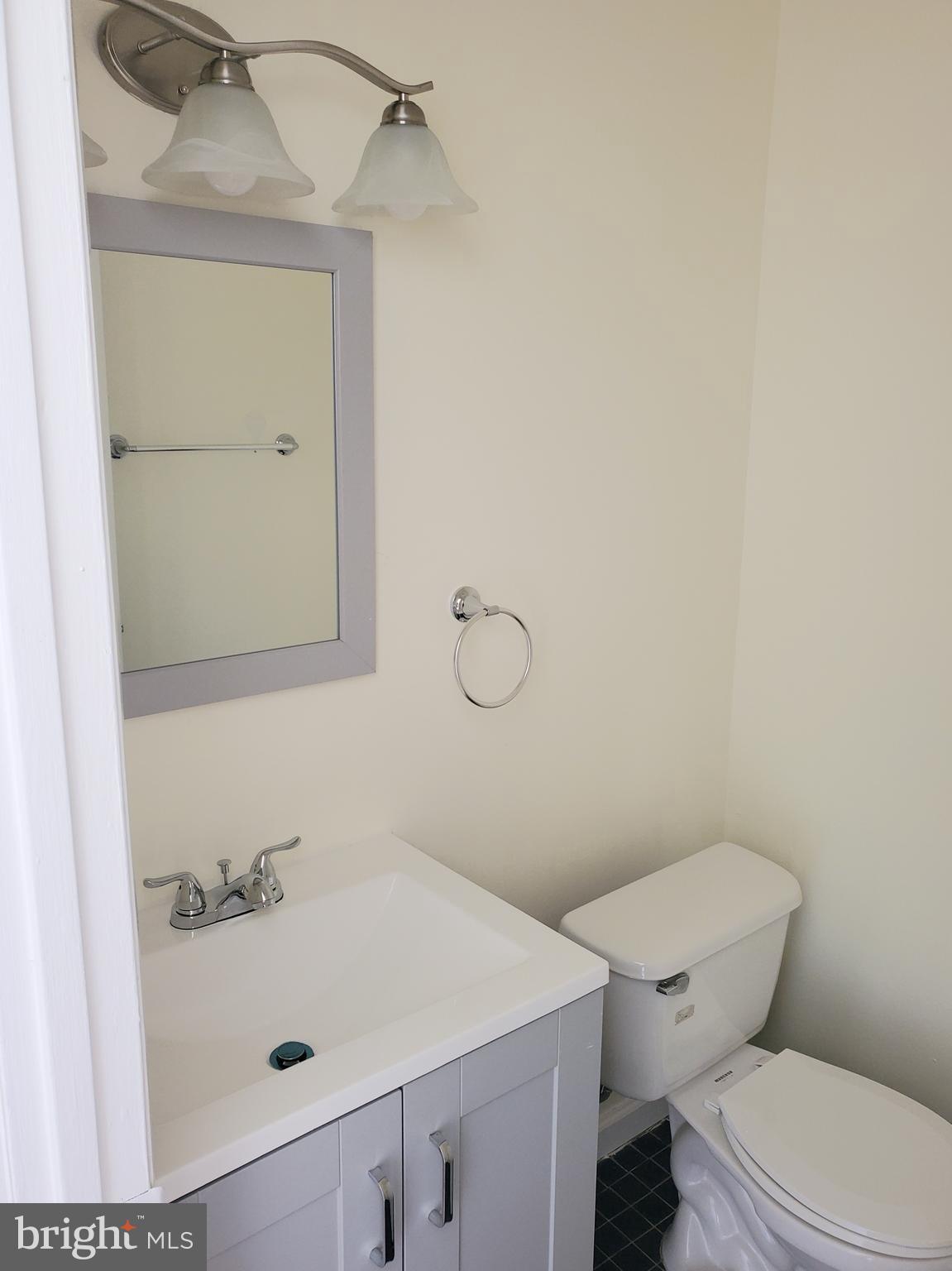 7416 Pohick Road Lorton, VA 22079 - Photo 3 of 27 Gallery Image 3
