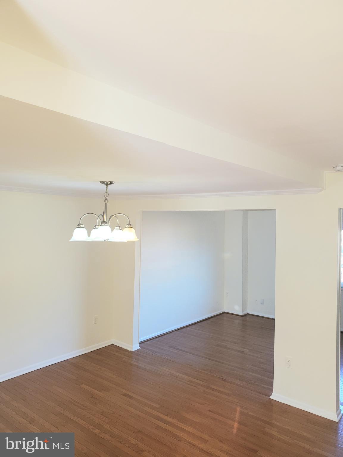 7416 Pohick Road Lorton, VA 22079 - Photo 4 of 27 Gallery Image 4