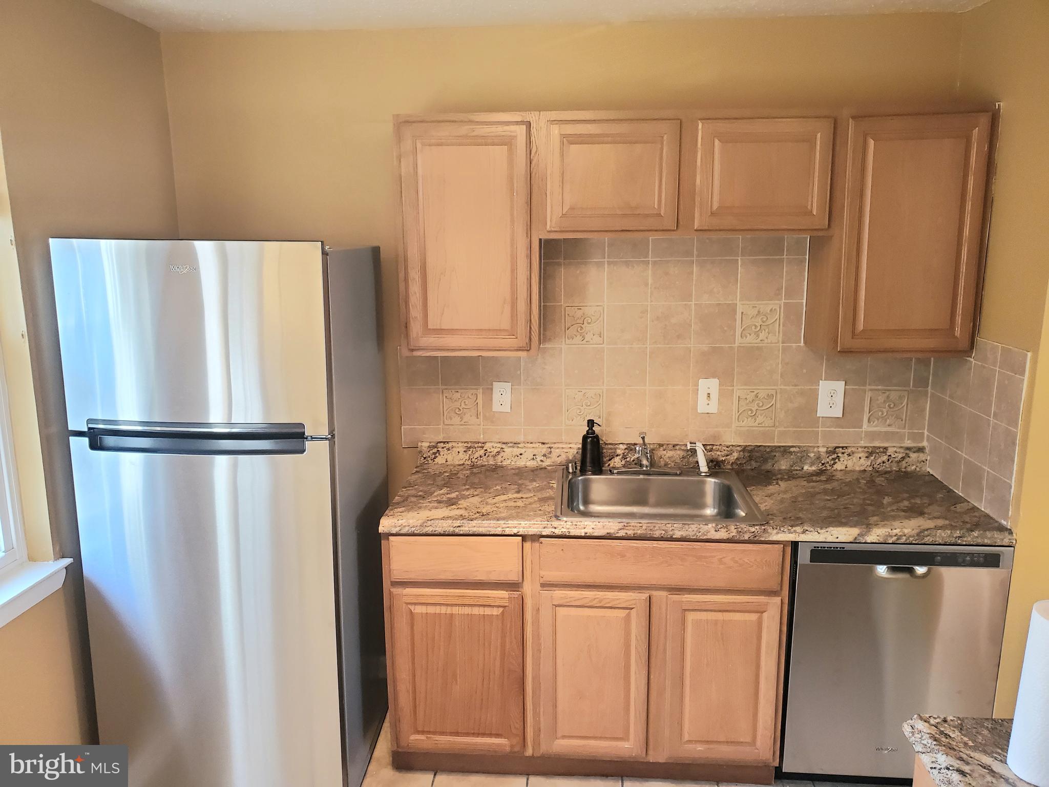 7416 Pohick Road Lorton, VA 22079 - Photo 9 of 27 Gallery Image 9