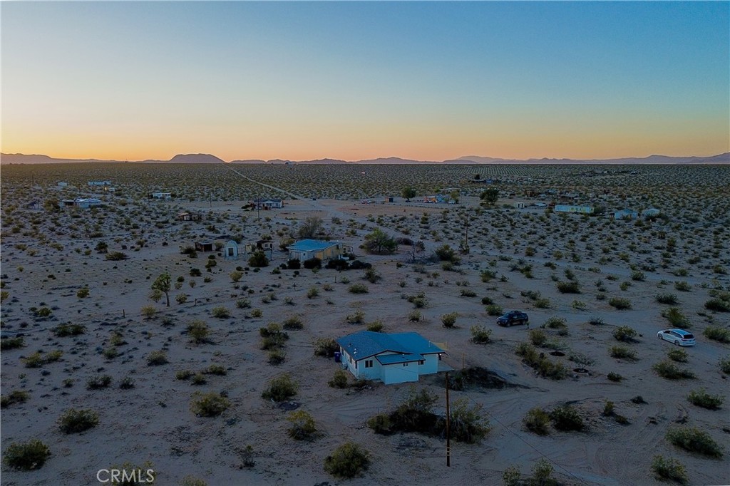 65125 Saturn Street Joshua Tree, CA 92252 - Photo 32 of 40 a view of a city
