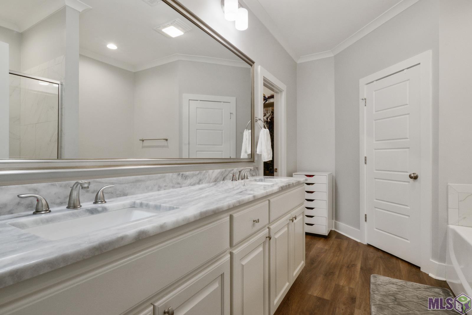 9016 Stonecroft Avenue Baton Rouge, LA 70810 - Photo 7 of 11