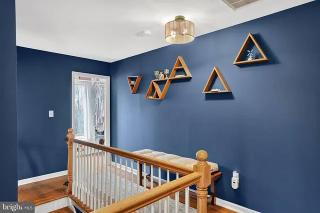 $920,000 | 10401 3 Doctors Road, Dunkirk, MD 20754