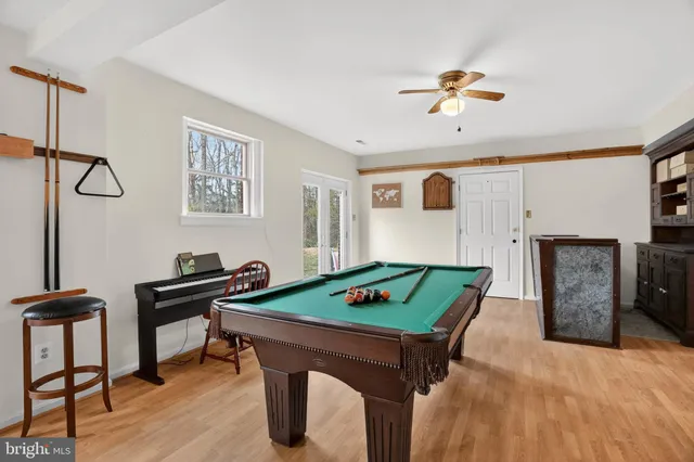 $920,000 | 10401 3 Doctors Road, Dunkirk, MD 20754