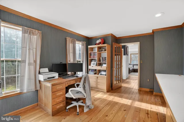 $920,000 | 10401 3 Doctors Road, Dunkirk, MD 20754