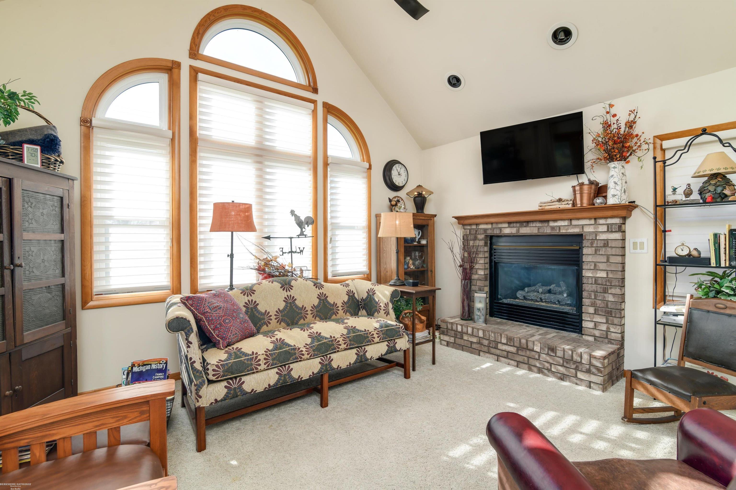 11788 31 Mile Road Washington, MI 48095 - Photo 21 of 30 50127765-20.JPG