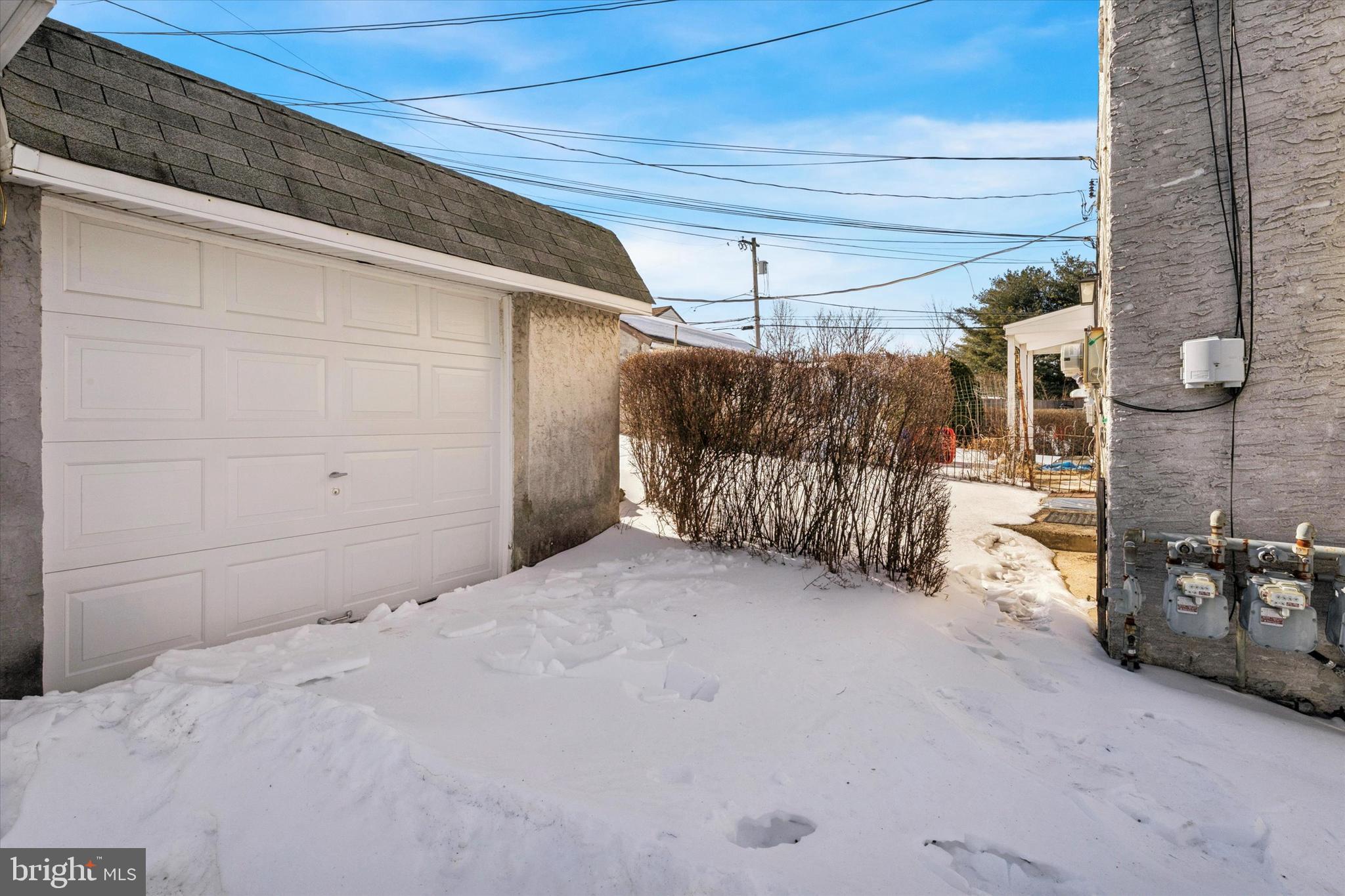 928 Fox Chase Road Jenkintown, PA 19046 - Photo 25 of 31 a view of a garage