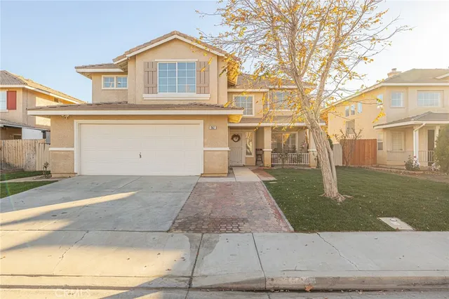 $499,000 | 1562 Ave H4, Lancaster, CA 93534
