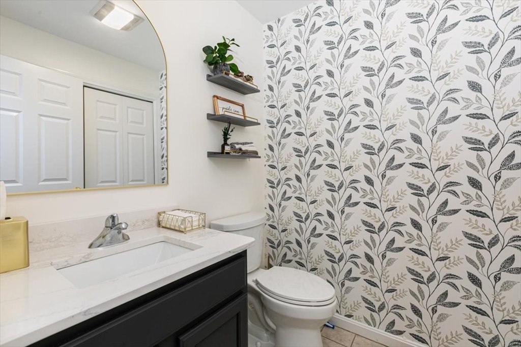 64 Brookview Road, Unit 64 Windham, NH 03087 - Photo 11 of 35
