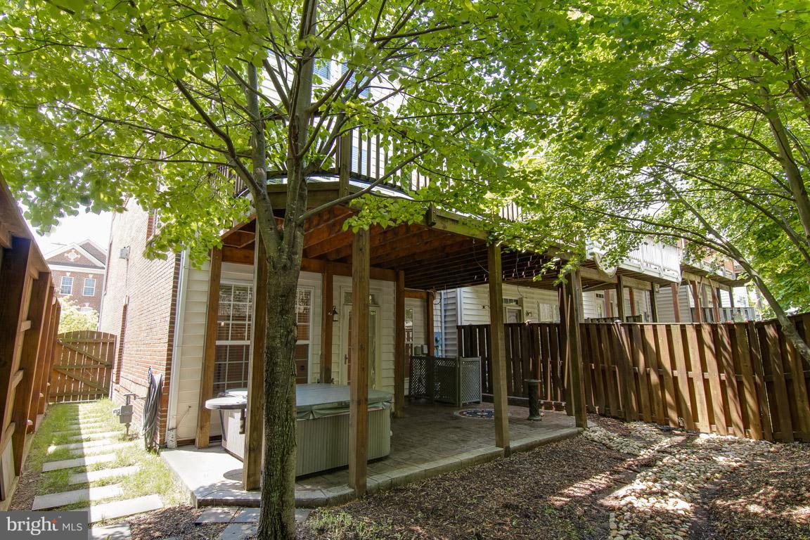 9172 Furey Road Lorton, VA 22079 - Photo 28 of 28 Exterior (Rear)