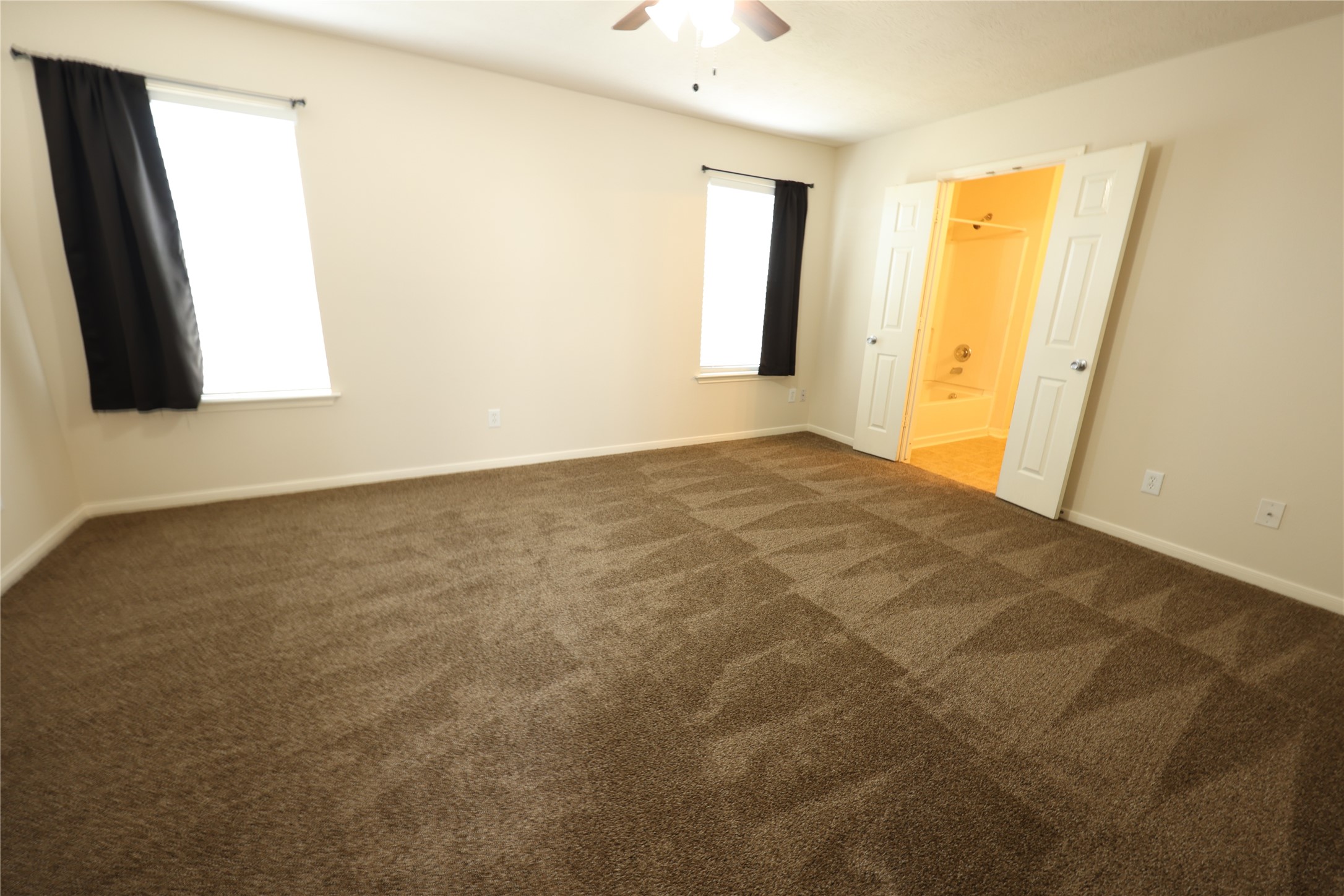 1007 Harrisburg Court Rosenberg, TX 77471 - Photo 23 of 24 a view of room and window