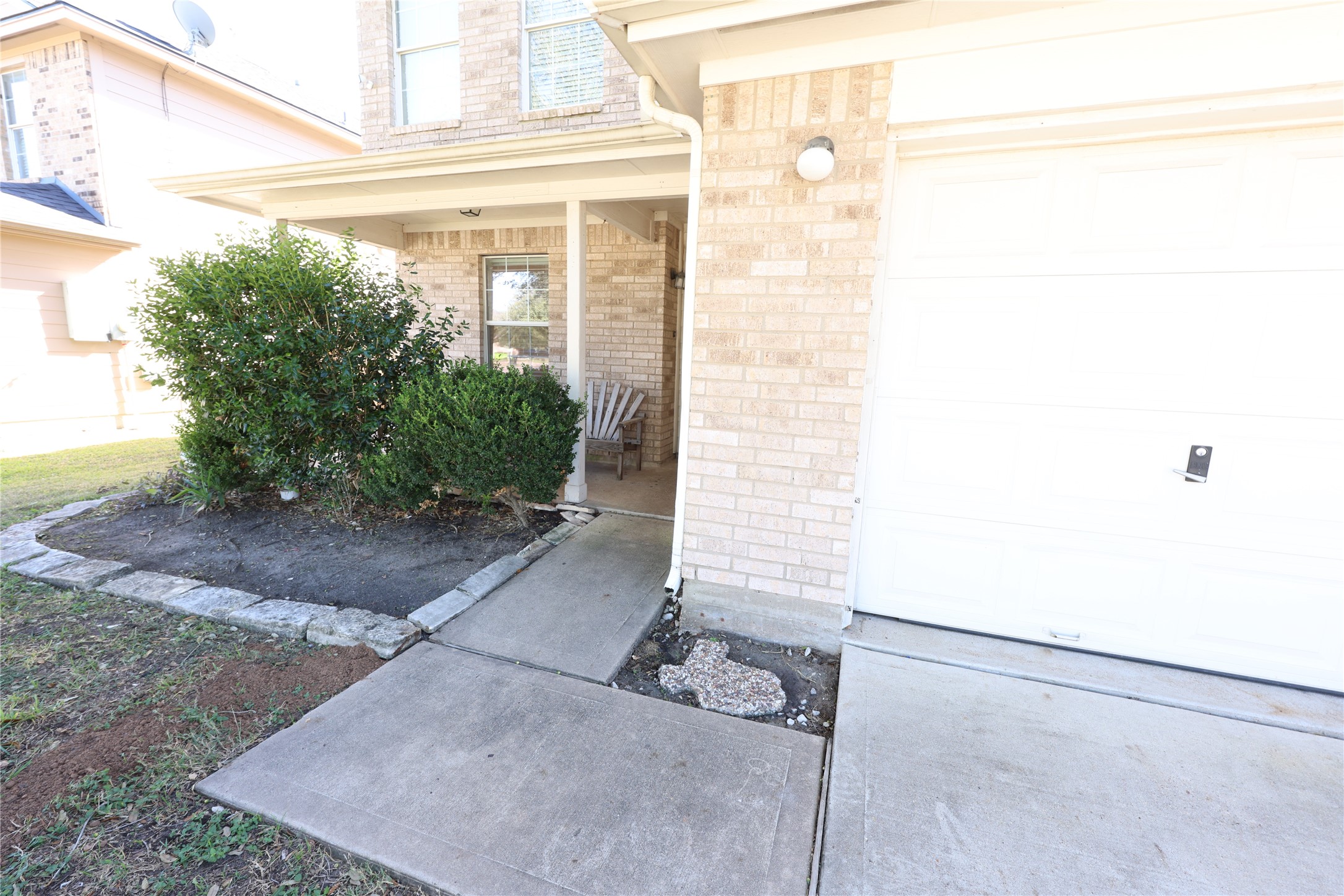 1007 Harrisburg Court Rosenberg, TX 77471 - Photo 3 of 24 a view of a house with a yard
