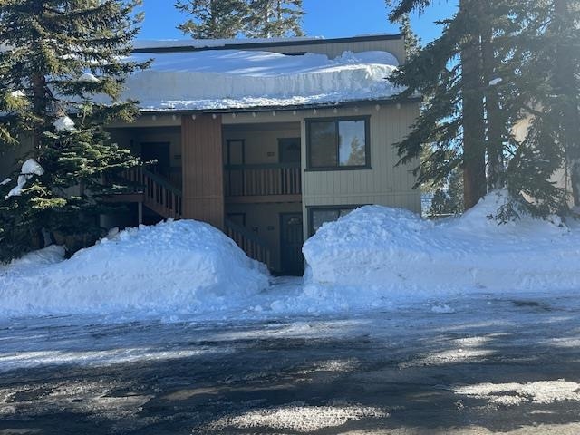 25 Lee Road, Unit 106 Mammoth Lakes, CA 93546 - Photo 6 of 6 a view of a house with a yard