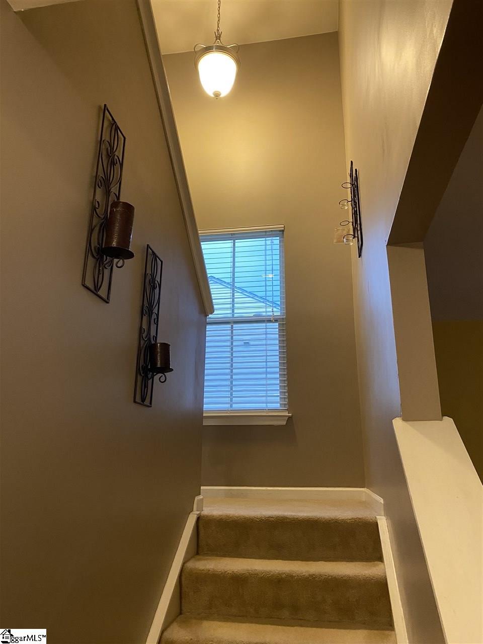 242 Bridgeport Road Boiling Springs, SC 29316 - Photo 5 of 30 Gallery Image 5