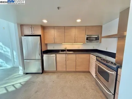$449,000 | 226 2nd Street, Oakland, CA 94607