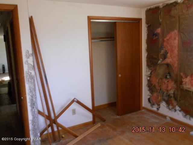 6028 Snyders Church Road Bath, PA 18014 - Photo 14 of 15 DSCN3045 (1)