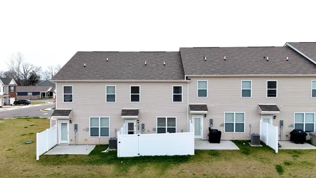 $260,000 | 122 Champions Lane, Ashland City, TN 37015