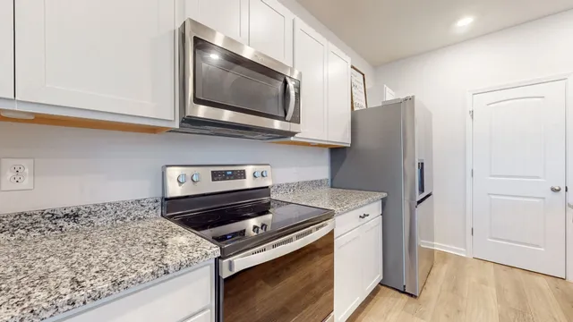 $260,000 | 122 Champions Lane, Ashland City, TN 37015