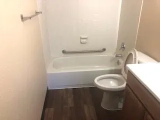 $965 | 1213 6th Avenue, Worthington, MN 56187