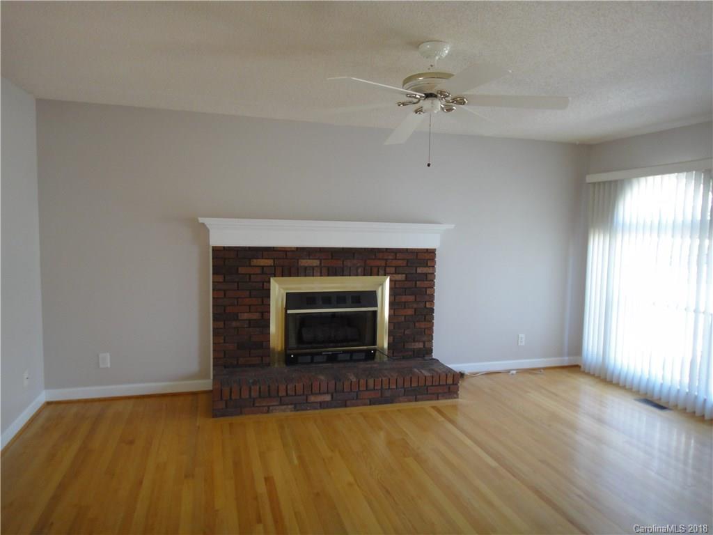 12201 Ritchie Road Midland, NC 28107 - Photo 5 of 33 Gallery Image 5