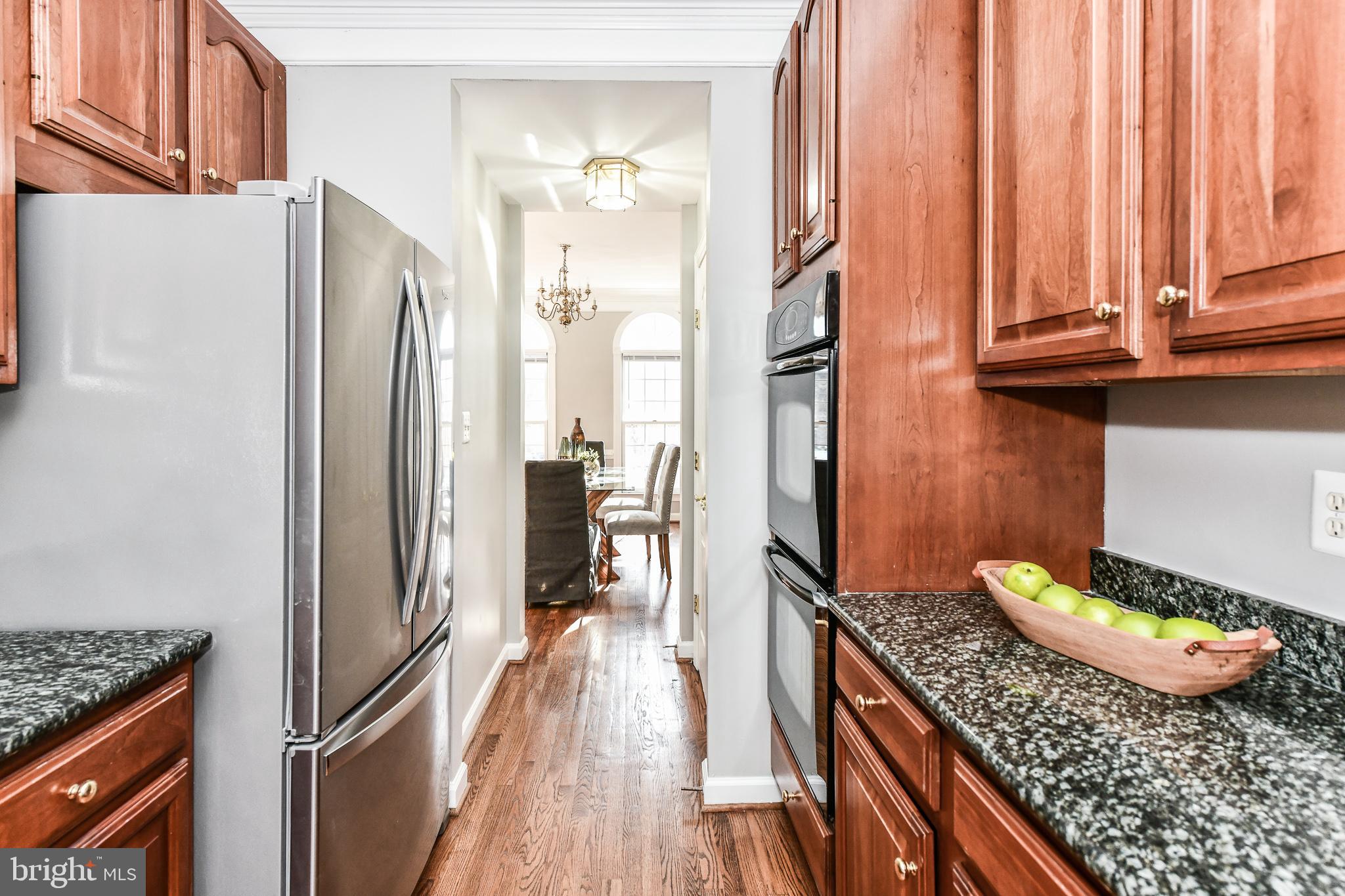 126 Rees Place Falls Church, VA 22046 - Photo 11 of 52