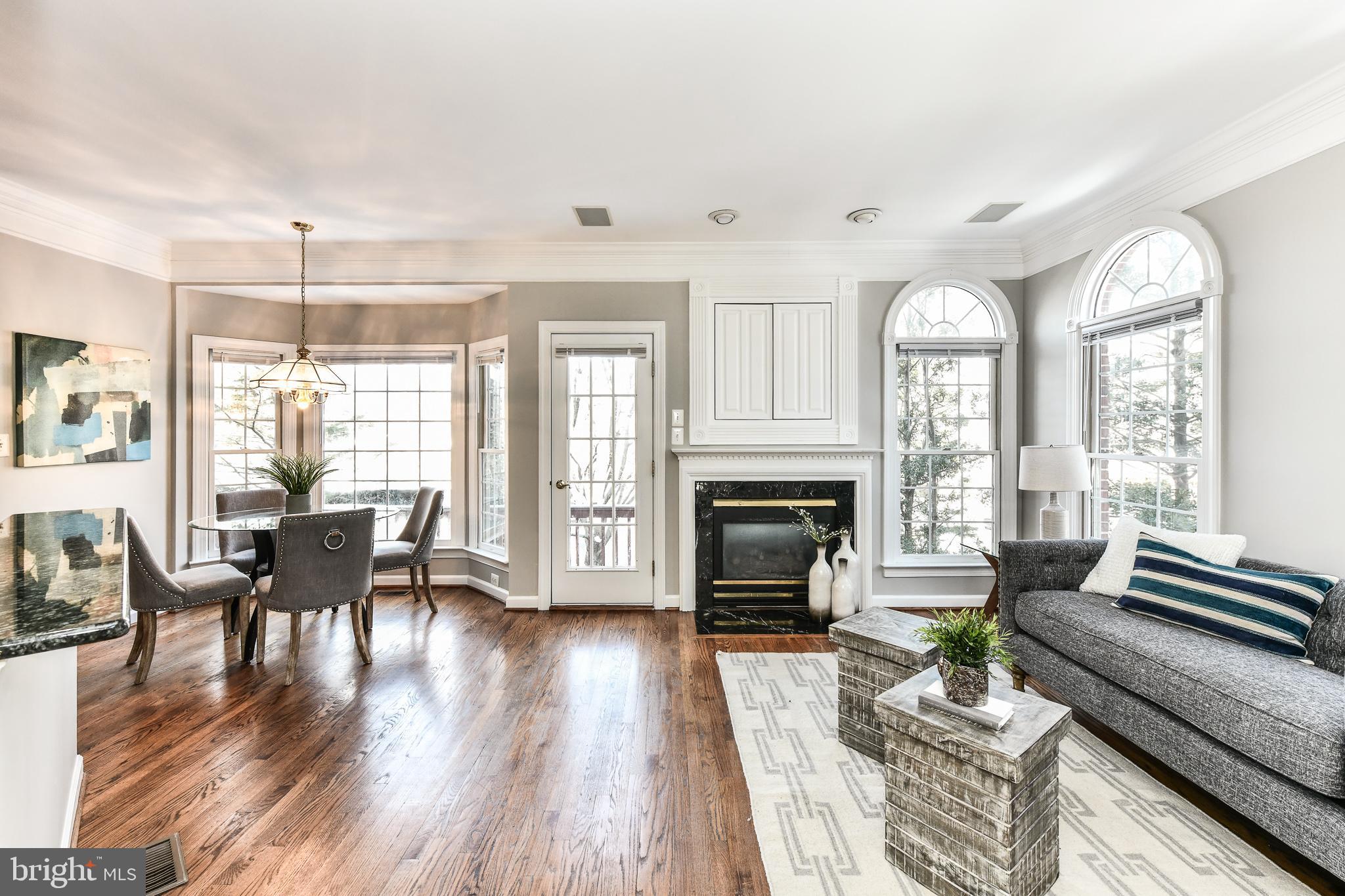126 Rees Place Falls Church, VA 22046 - Photo 5 of 52