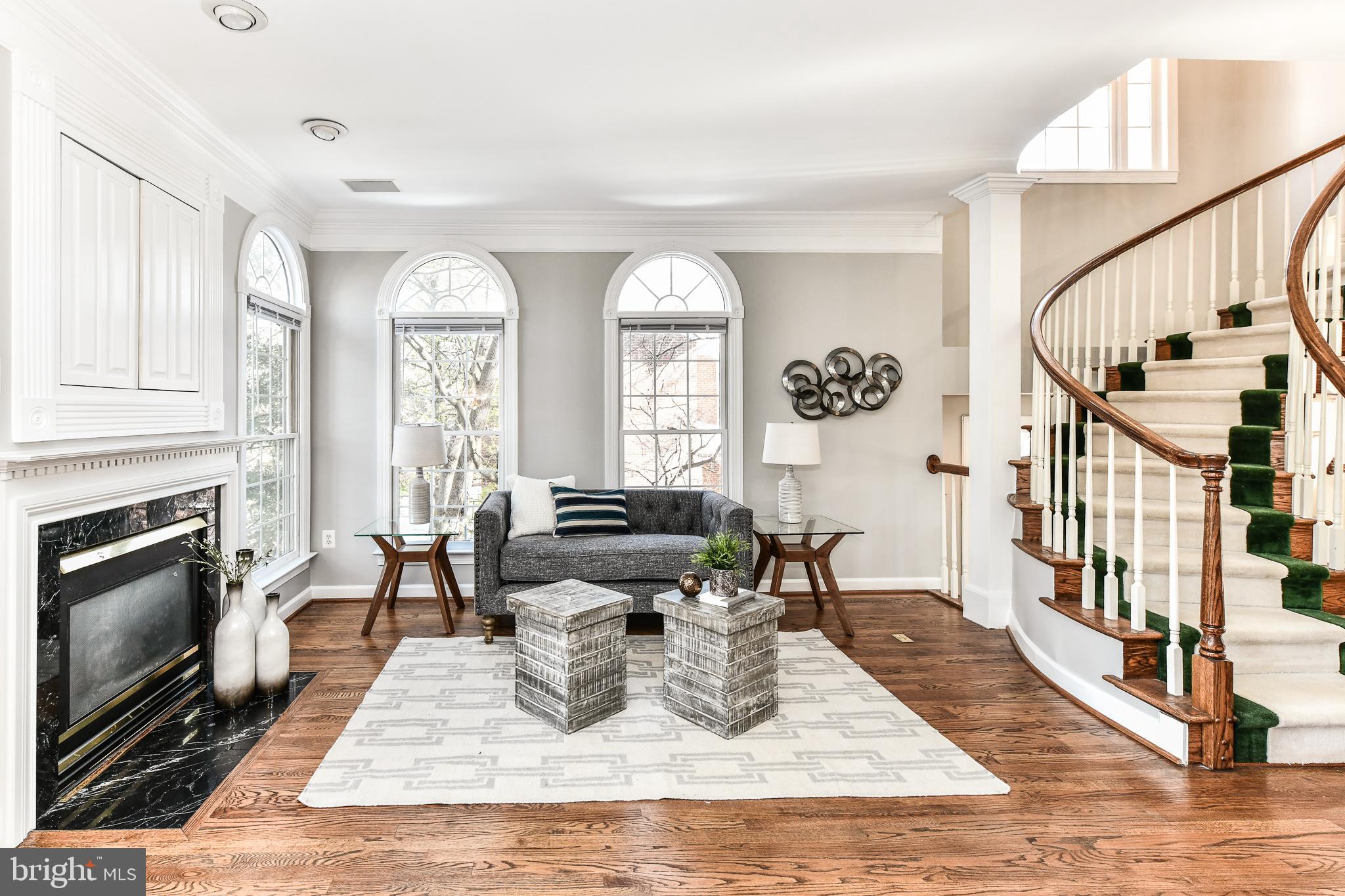 126 Rees Place Falls Church, VA 22046 - Photo 6 of 52