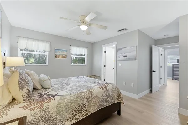 $12,600 | 301 Avenida Madera, Unit B, Sarasota, FL 34242