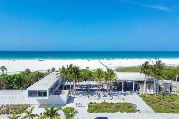 $12,600 | 301 Avenida Madera, Unit B, Sarasota, FL 34242