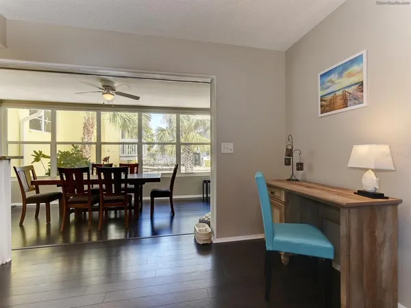 $12,600 | 301 Avenida Madera, Unit B, Sarasota, FL 34242