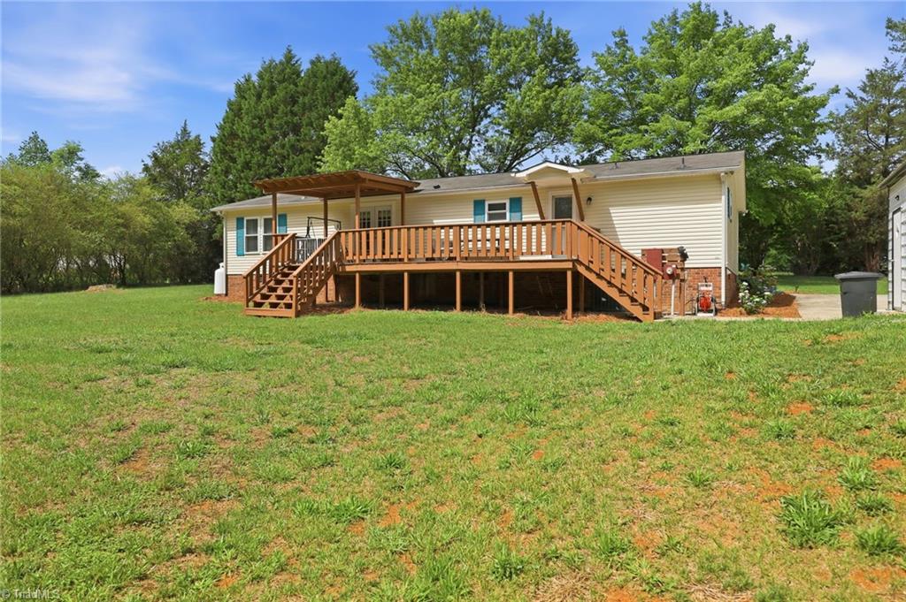 6597 Dennis Road Walnut Cove, NC 27052 - Photo 17 of 26