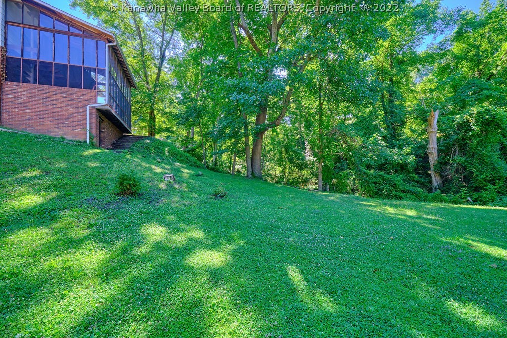 1422 Newcastle Road Charleston, WV 25314 - Photo 33 of 34 Gallery Image 33