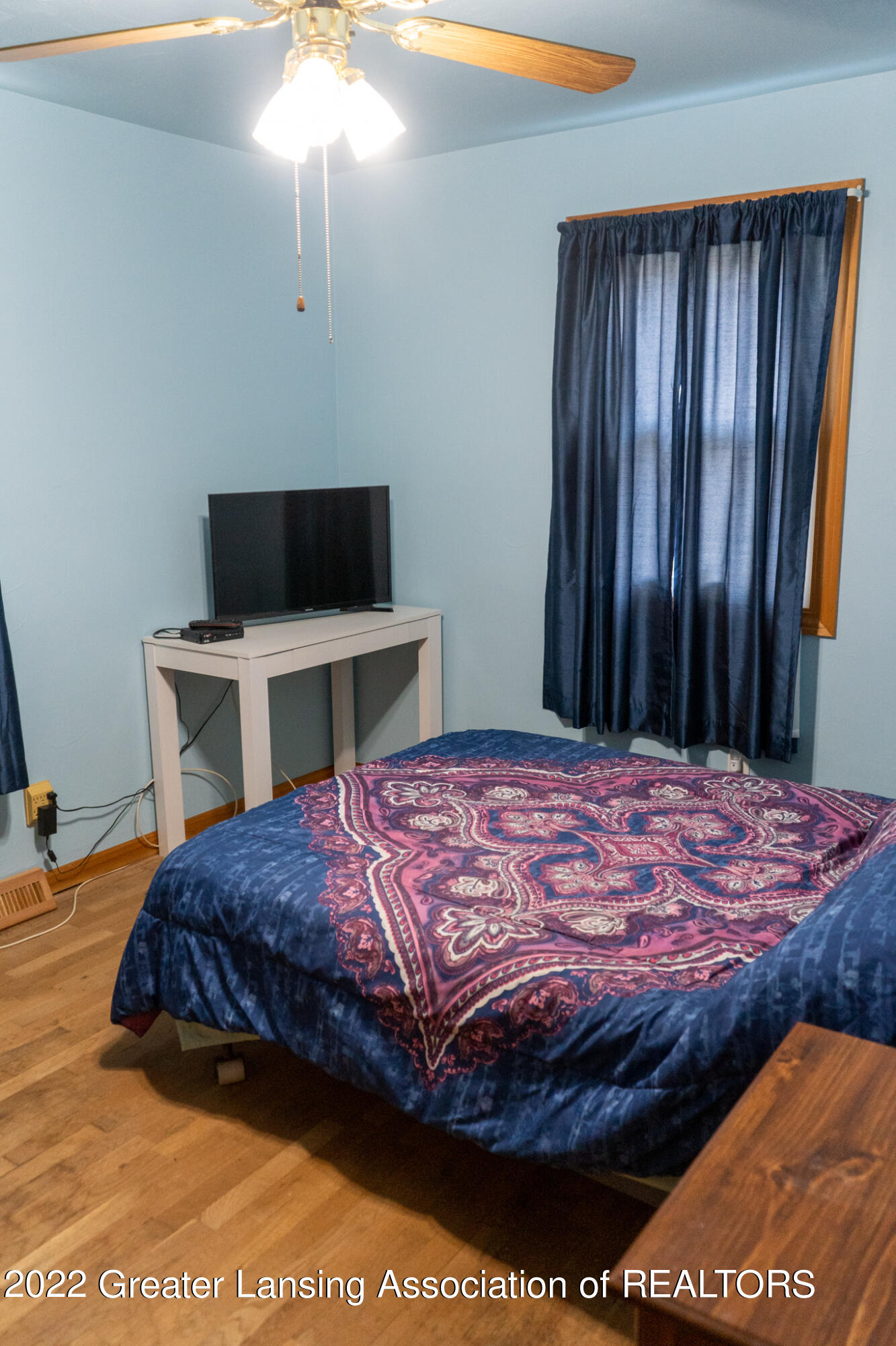 6047 Hughes Road Lansing, MI 48911 - Photo 7 of 25 0E32E45F-928F-4093-B7DC-520BB41C32BE