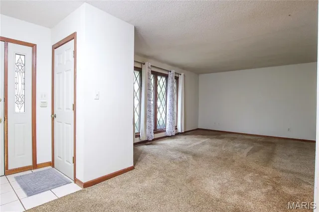 $289,000 | 566 Country Lane, Sullivan, MO 63080