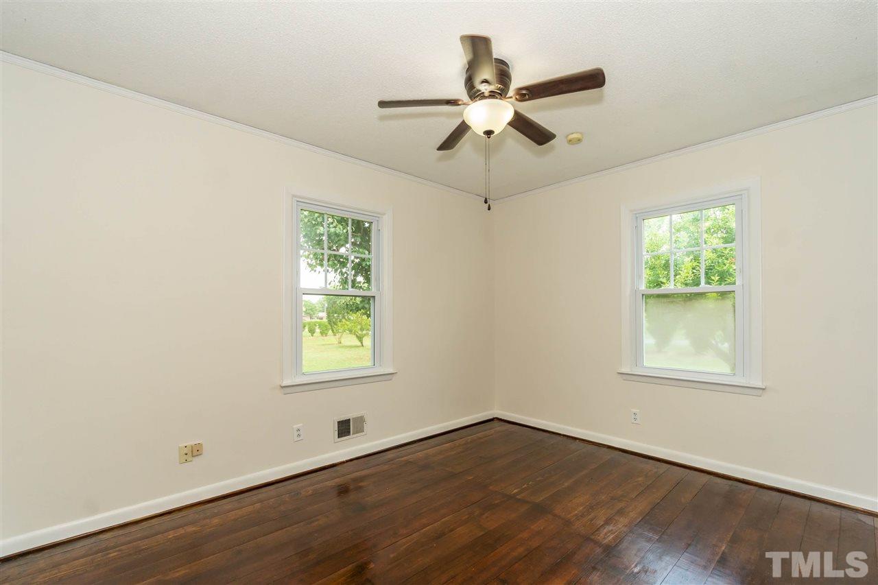 678 Jack Road Clayton, NC 27520 - Photo 14 of 21 Gallery Image 14