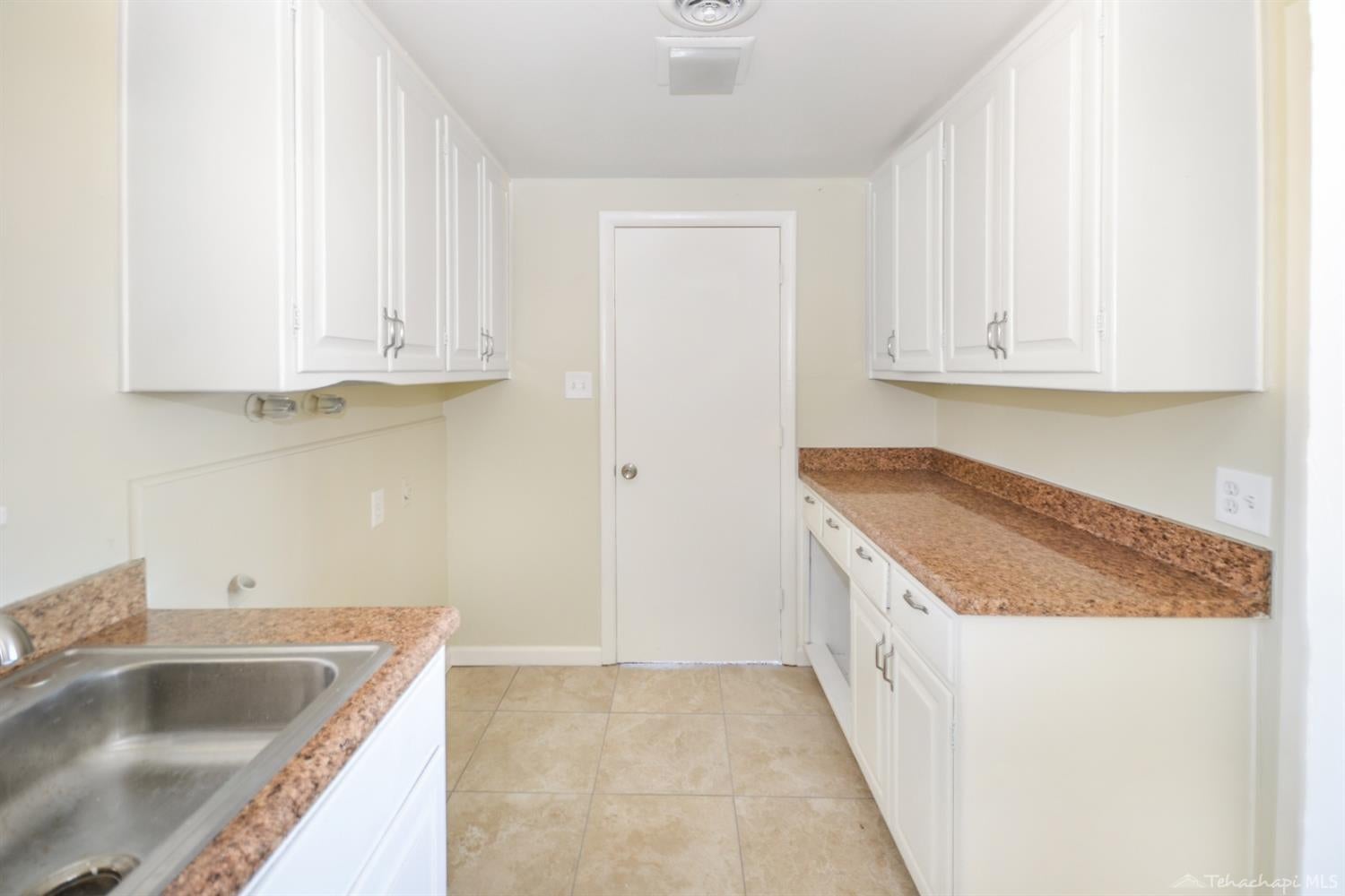 23323 Willow Canyon Road Tehachapi, CA 93561 - Photo 28 of 47 Gallery Image 28