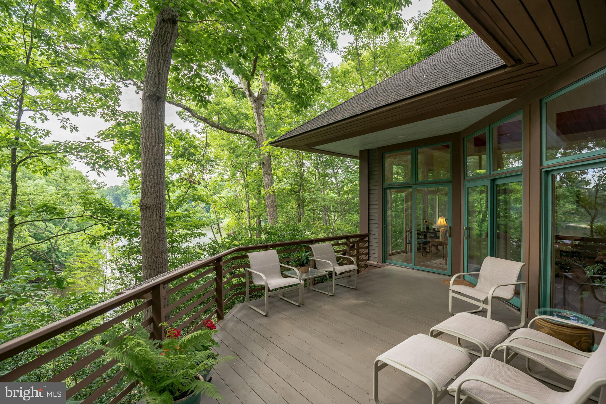10375 Mackall Road St. Leonard, MD 20685 - Photo 5 of 36 Entertaining Porches