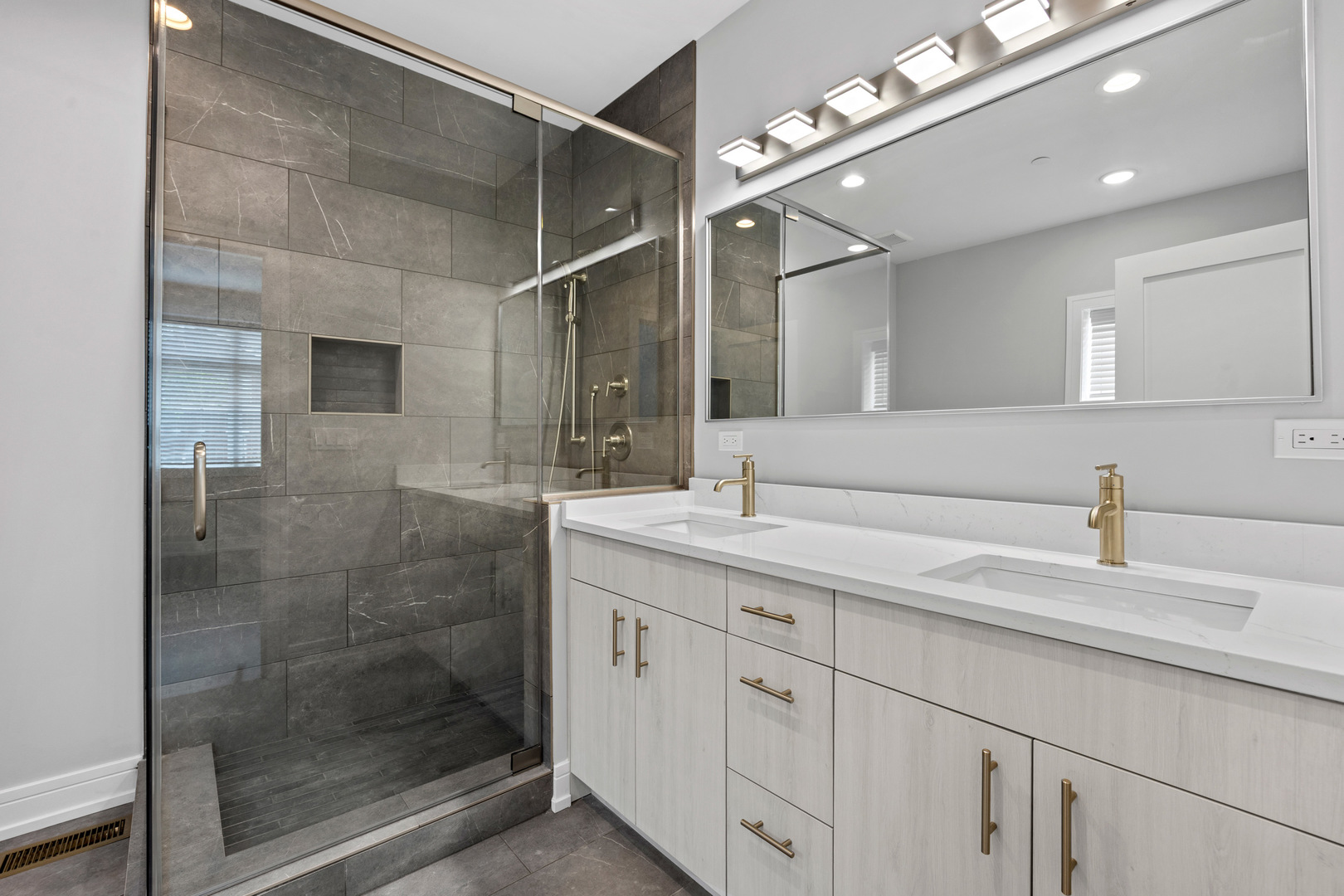 3231 South Shields Avenue Chicago, IL 60616 - Photo 28 of 58
