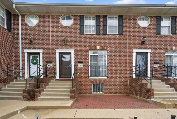 $364,999 | 10420 South Walden Parkway, Chicago, IL 60643