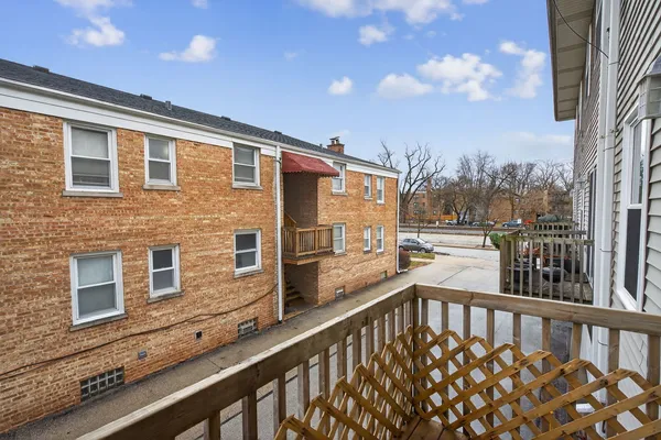 $364,999 | 10420 South Walden Parkway, Chicago, IL 60643