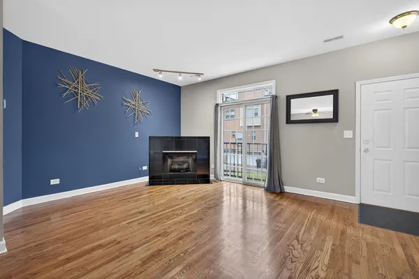 $364,999 | 10420 South Walden Parkway, Chicago, IL 60643