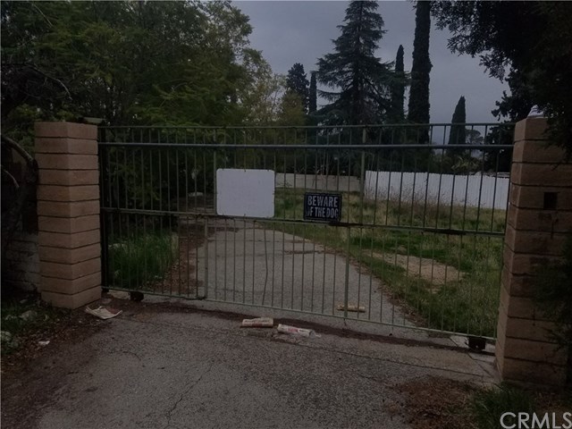 0 Pendleton Road Banning, CA 92220 - Photo 3 of 4 ENTRANCE TO LOTS OFF PENDLETON, IS ALL FENCED IN