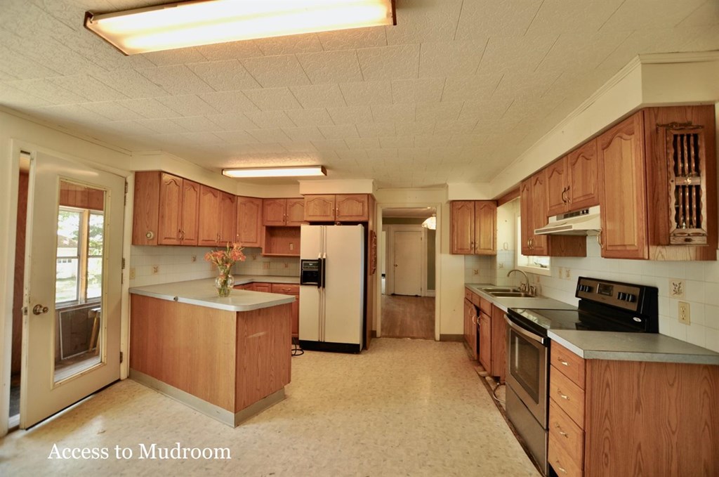 936 Lake Road Genoa, NY 13081 - Photo 13 of 46