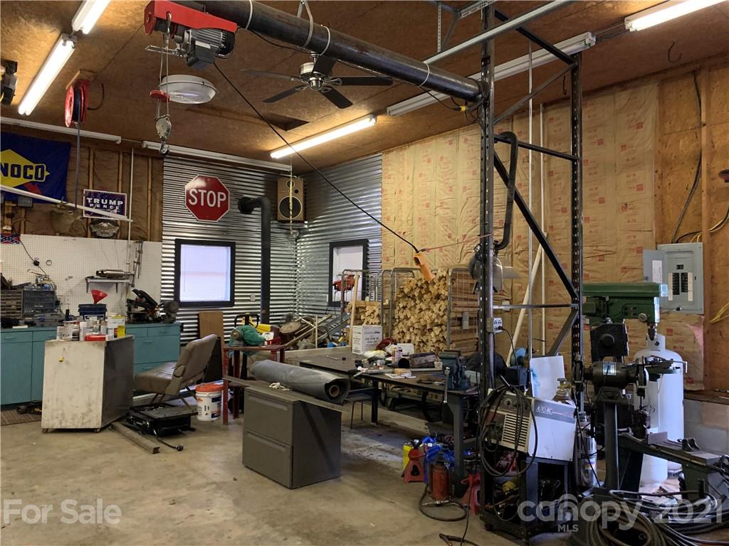 210 Amherst Road Morganton, NC 28655 - Photo 22 of 27 Gallery Image 22