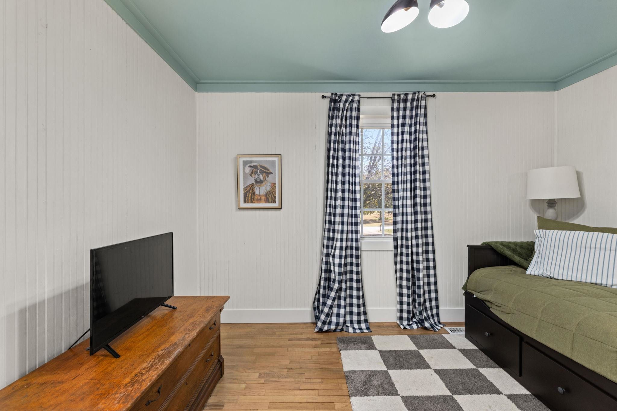 41 County Road 409 Rienzi, MS 38865 - Photo 24 of 40 Bedroom featuring light wood-style flooring and baseboards